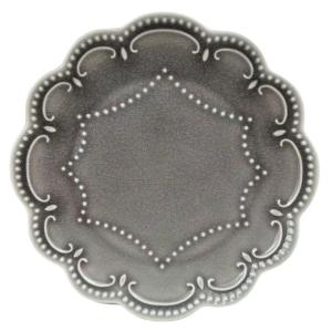 Custom Embossed Ceramic Dinnerware Set Vintage Scalloped Porcelain Plates Dishwasher Safe Tableware for Wedding & Retail