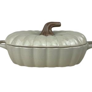 Wholesale Ceramic Pumpkin Oval Baking Dish with Lid Factory Direct Orange Soup Bowl Serving Tureen for Holiday Promotion